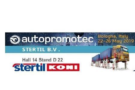 Stertil-Koni met voertuig hefbruggen op vakbeurs Autopromotec 